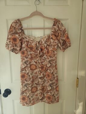 Glamorous Beige Sunflower Tie-Front Puff Sleeve Mini Dress